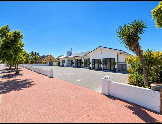 BUSINESS FOR SALE IN LAAIPLEK